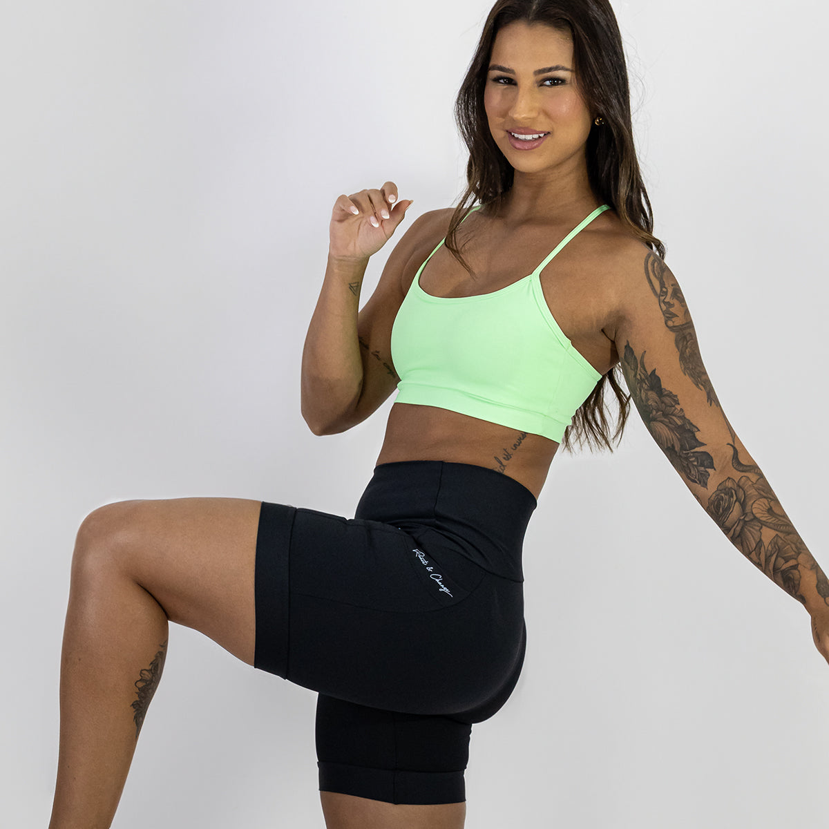 Shorts Open Blackout com Bolso Preto