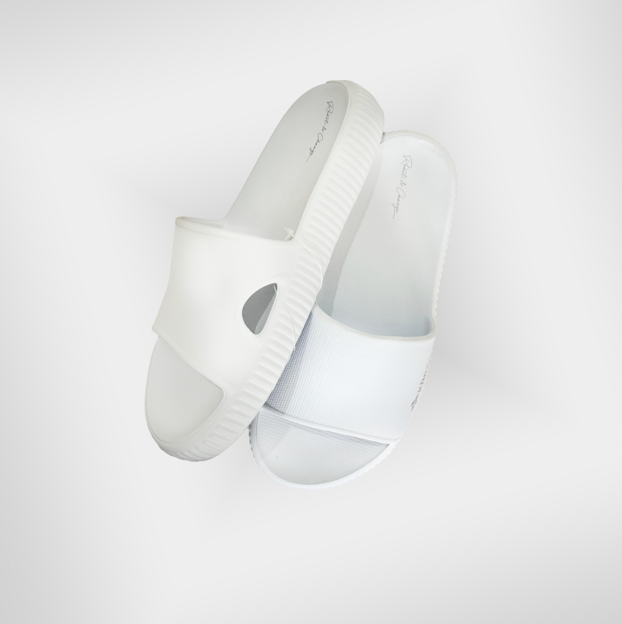 Chinelo Nuvem Branco Kínitro