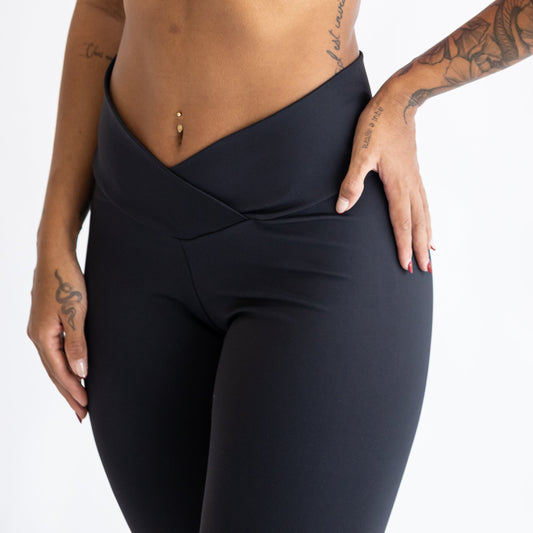 Calça Legging Blackout Cintura Transpassada Preta