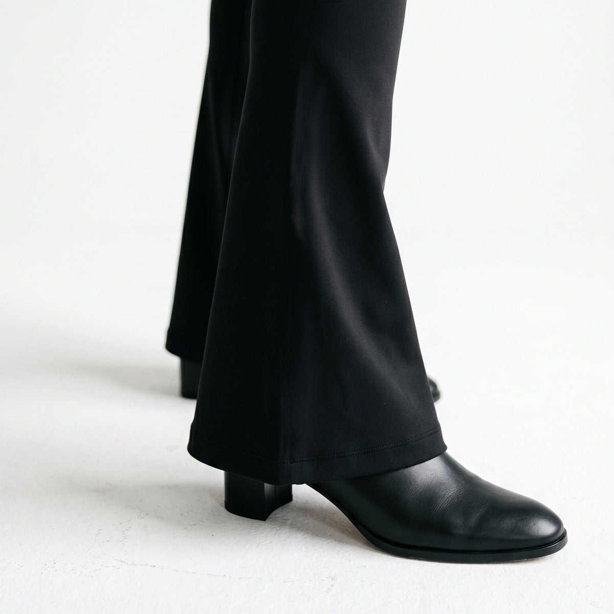 Calça Bailarina Preta ESSENCIAL ✦