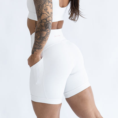 Shorts Blackout com Bolso Off Withe R&C