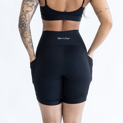Shorts Blackout com Bolso Preto R&C