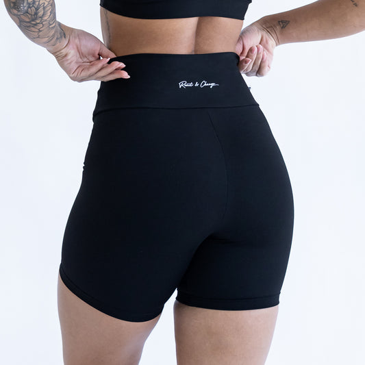 Shorts Blackout Preto R&C