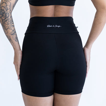 Shorts Blackout Preto R&C