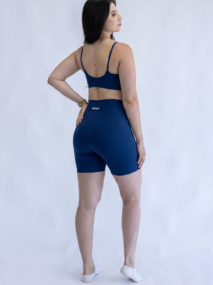 Shorts Meia Coxa  Azul Navy ESSENCIAL  ✦