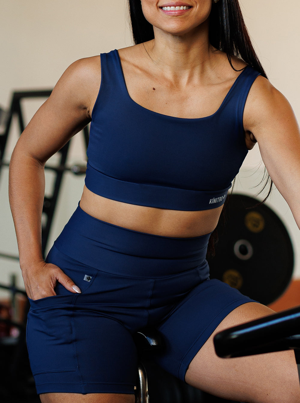 Top Alça Larga Azul Navy ESSENCIAL ✦