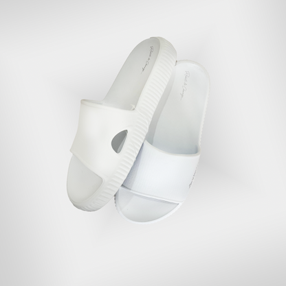Chinelo Nuvem Branco Kínitro