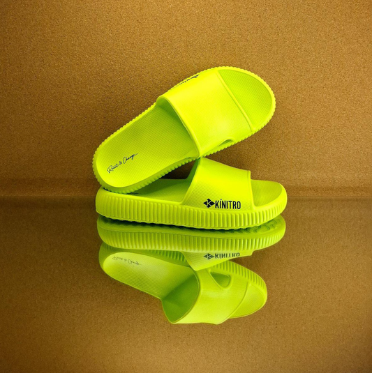 Chinelo Nuvem Verde Kínitro