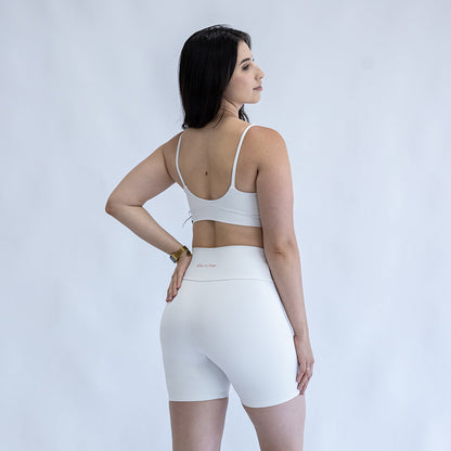 Conjunto Reaja e Mude - Shorts Blackout Meia Coxa + Top Alça Reta Fina | Kínitro